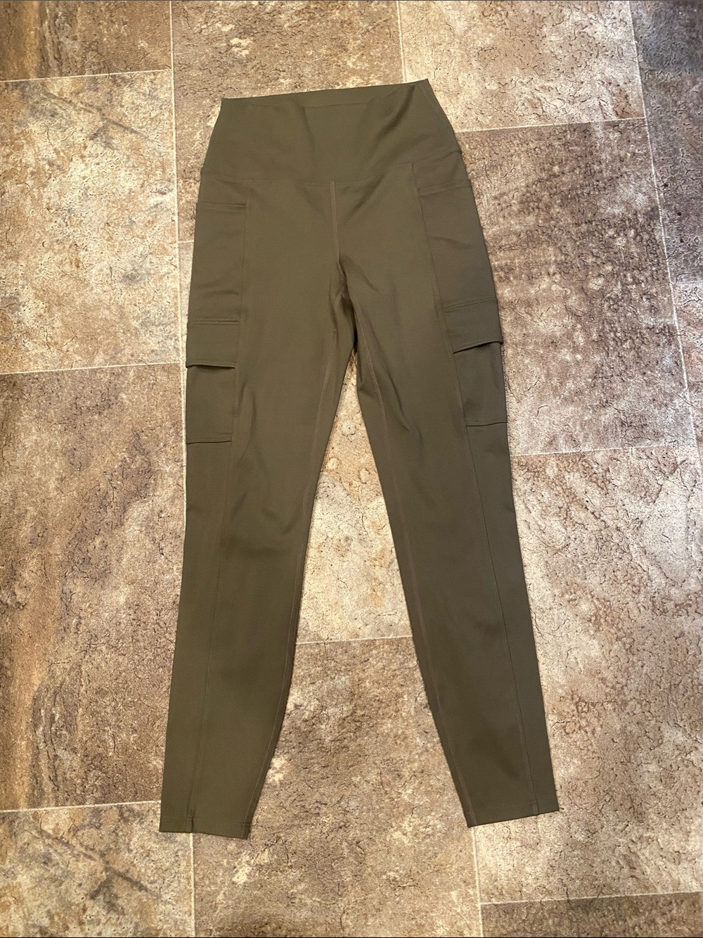 Carbon 38 Olive Green High-Waist Cargo Leggings, Size Small